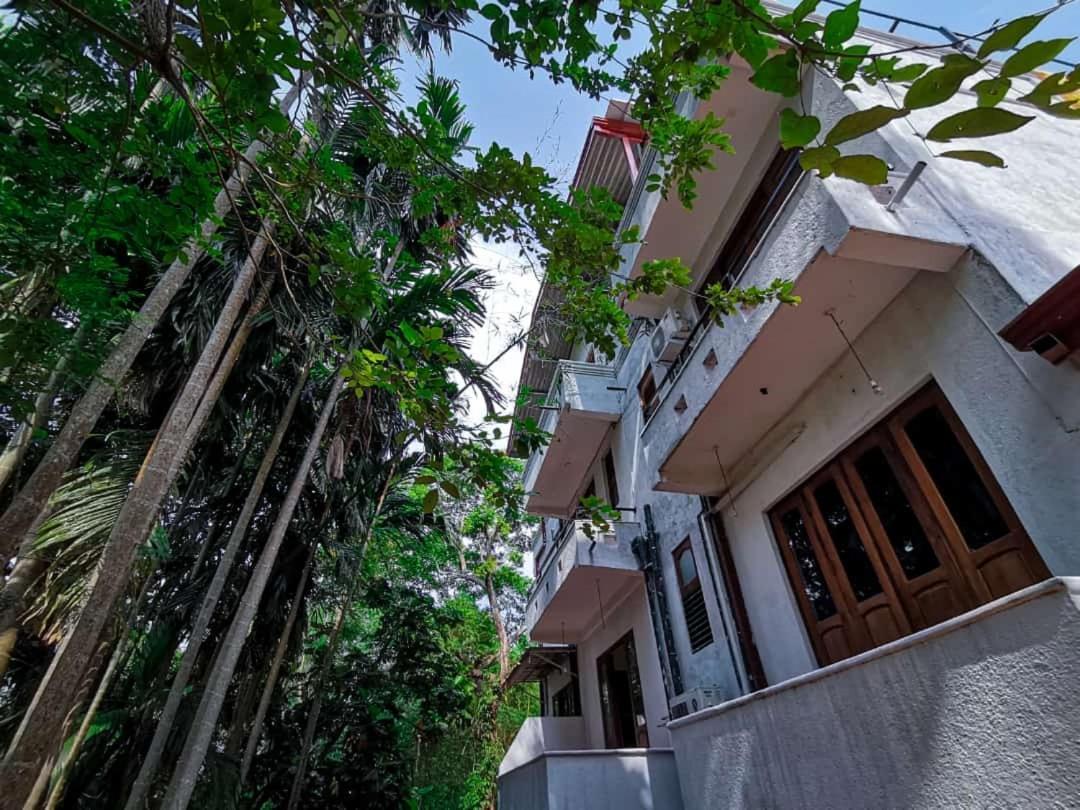 Divine Villa Anuradhapura Exterior foto